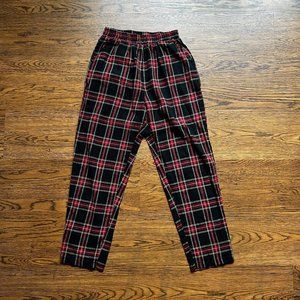 Black and Red Plaid Pants with Pockets